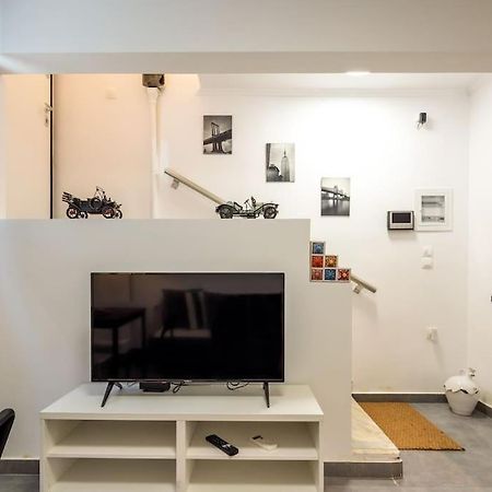 Hilton Area Brand New Comfortable Apartment Athens Luaran gambar