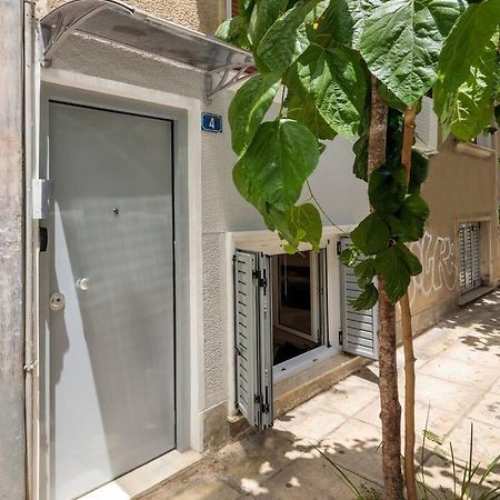 Hilton Area Brand New Comfortable Apartment Athens Luaran gambar